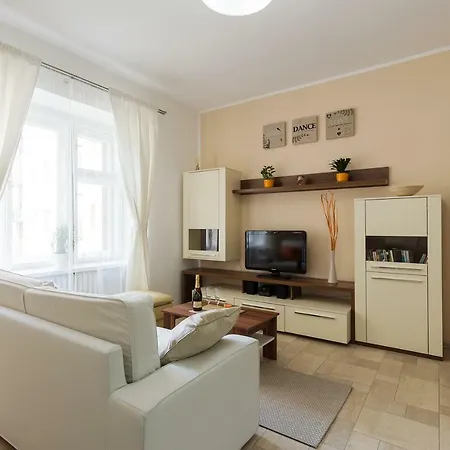 Cozy Modern 4 Guests, City Center Andel * Praga