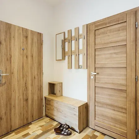Cozy Modern 4 Guests, City Center Andel Apartament *